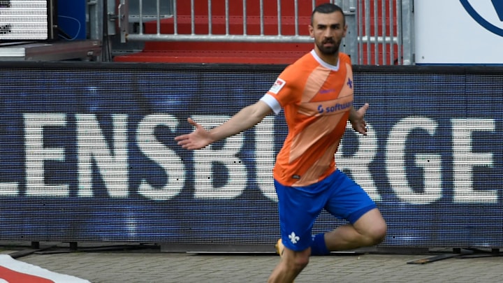 Serdar Dursun'un gol sevinci Serdar Dursun'un gol sevinci
