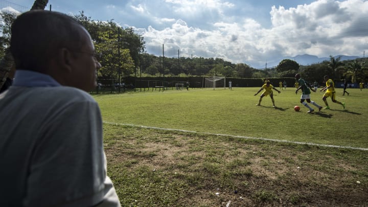 Les FM scouts parsèment les terrains de football afin d'observer au plus près les talents de demain. 