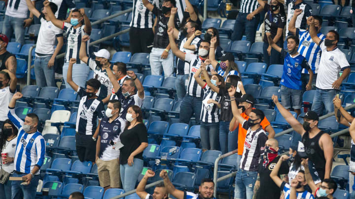 Aficionados de Rayados de Monterrey.