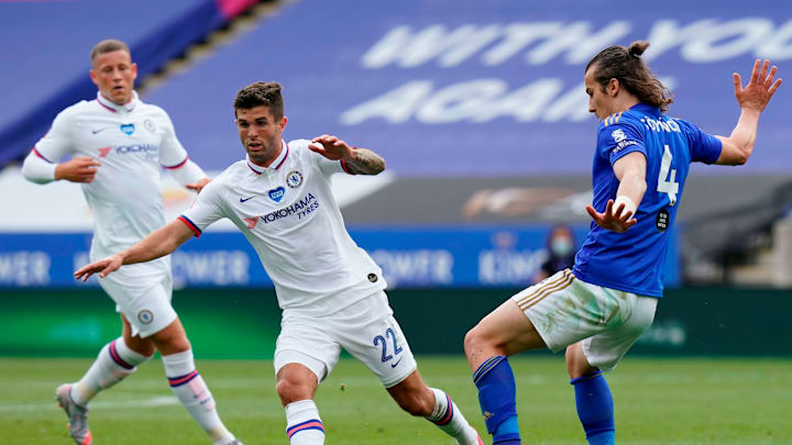 Christian Pulisic (tengah) mengalami cedera saat melawan Leicester City