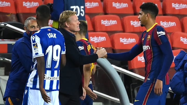 Ronald Koeman dan Ronald Araujo