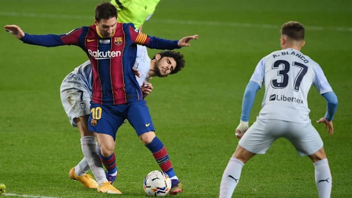 Valencia x Barcelona: onde assistir, prováveis escalações, horário e local; Barça vem pressionado