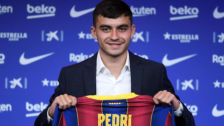 Pedri es nuevo jugador del Barca Pedri es nuevo jugador del Barca