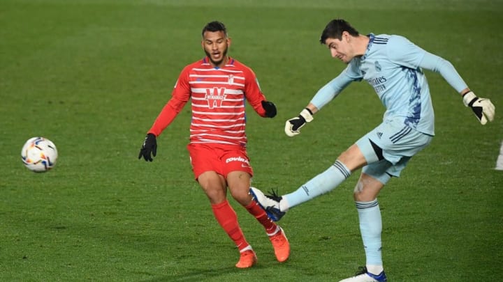El Real Madrid concedió ocasiones al final del partido por perder el control del juego