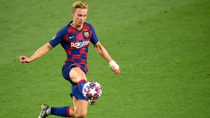 De Jong durante el encuentro ante el Nápoles