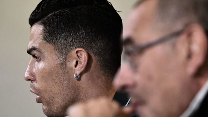 FBL-EUR-C1-JUVENTUS-PRESSER