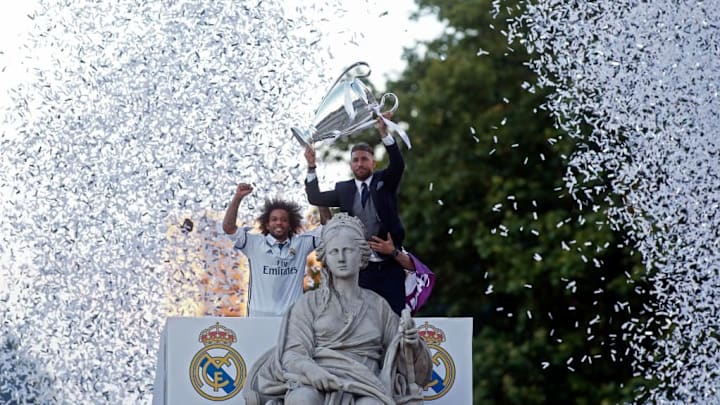 Sergio Ramos y Marcelo ofrecieron la Champions a la diosa Cibeles