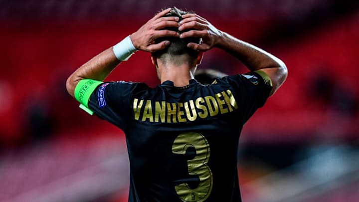 FBL-EUR-C3-BENFICA-STANDARD LIEGE