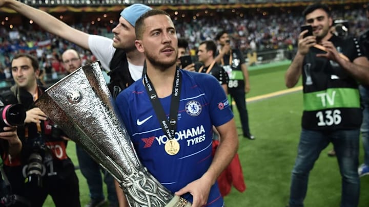 FBL-EUR-C3-CHELSEA-ARSENAL-FINAL-TROPHY