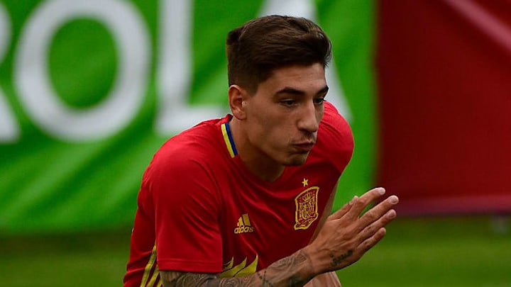Bellerín tiene difícil asistir a la Eurocopa