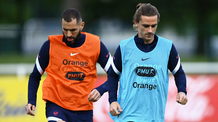 Karim Benzema et Antoine Griezmann à l'entraînement. Karim Benzema et Antoine Griezmann à l'entraînement.
