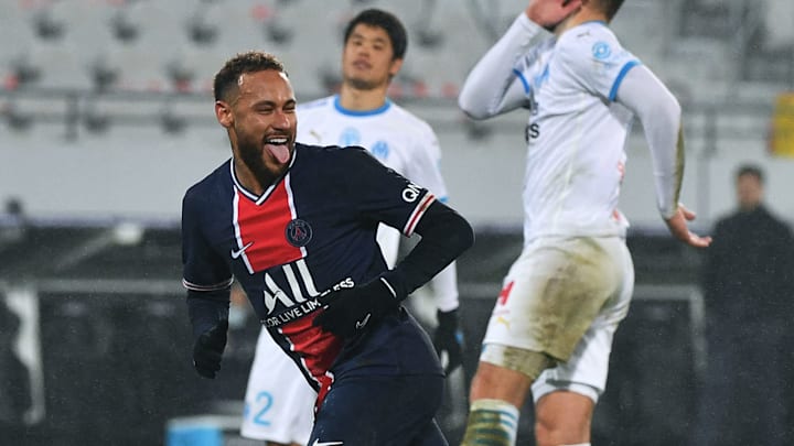 FBL-FRA-CHAMPIONSTROPHY-PSG-MARSEILLE FBL-FRA-CHAMPIONSTROPHY-PSG-MARSEILLE