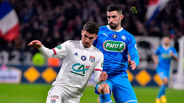 Houssem Aouar et Alvaro Gonzalez au duel lors du dernier OL-OM. Houssem Aouar et Alvaro Gonzalez au duel lors du dernier OL-OM.