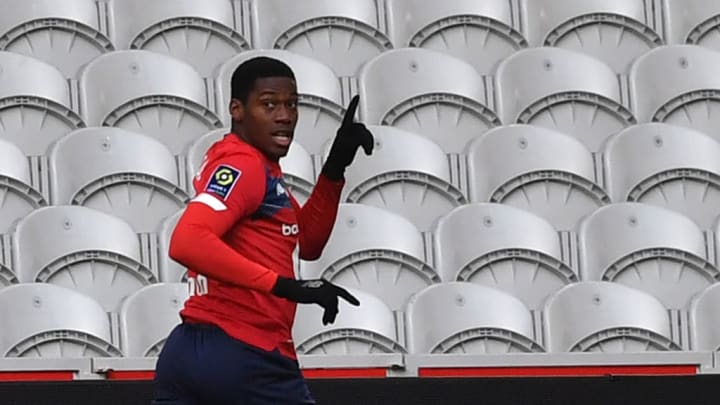 Jonathan David connaît une adaptation compliquée à Lille.