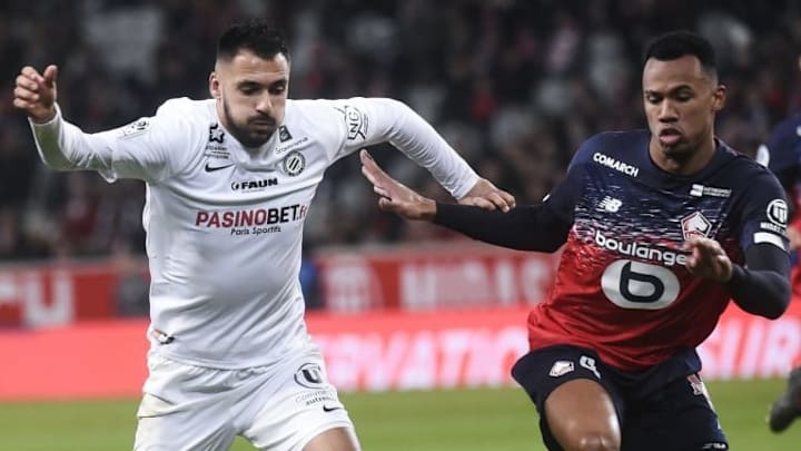 Acheté 3 millions, revendu 30 ?