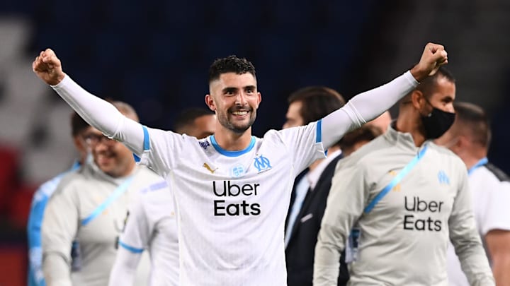 Álvaro González se convirtió en protagonista por su roce con Neymar Álvaro González se convirtió en protagonista por su roce con Neymar