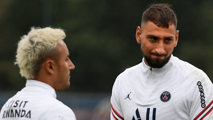 Buffon s'est exprimé sur la concurrence Navas - Donnarumma Buffon s'est exprimé sur la concurrence Navas - Donnarumma