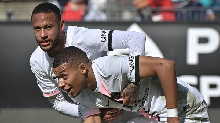 Mbappé est revenu sur ses propos envers Neymar Mbappé est revenu sur ses propos envers Neymar