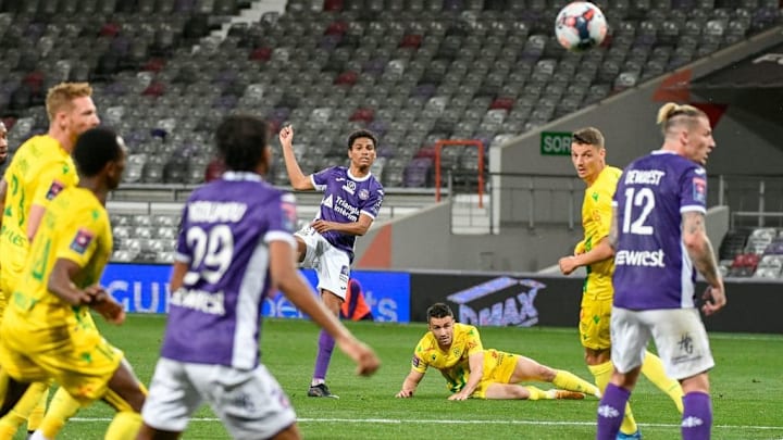 FBL-FRA-LIGUE1-TOULOUSE-NANTES