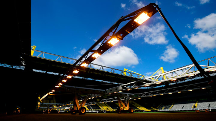 FBL-GER-BUNDESLIGA-DORTMUND-HEALTH-VIRUS