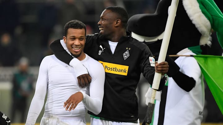 Zwei der drei Eckpfeiler des Gladbacher Erfolgs: Alassane Plea und Marcus Thuram (v.l.)