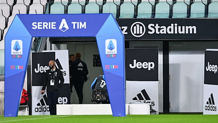 Juventus Clash With Napoli Abandoned In Bizarre Circumstances Due To Coronavirus Restrictions Football News