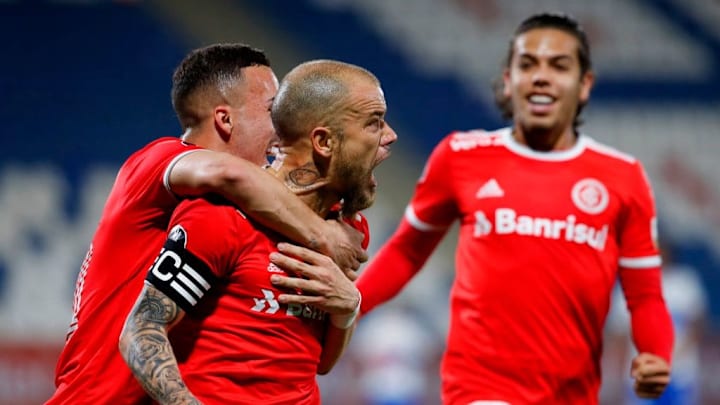 FBL-LIBERTADORES-CATOLICA-INTER