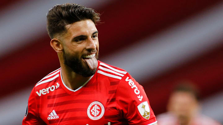 Após hat-trick contra o Flamengo, Yuri Alberto explode no radar do futebol da Europa. Inter define termos para negociar com o atacante. Após hat-trick contra o Flamengo, Yuri Alberto explode no radar do futebol da Europa. Inter define termos para negociar com o atacante.