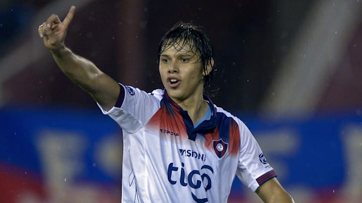 FBL-LIBERTADORES-LANUS-CERROPORTENO