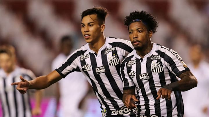 FBL-LIBERTADORES-LIGA-SANTOS