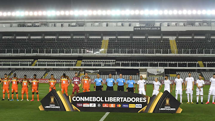 FBL-LIBERTADORES-SANTOS-DELFIN