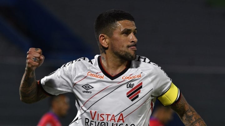 FBL-LIBERTADORES-WILSTERMANN-PARANAENSE