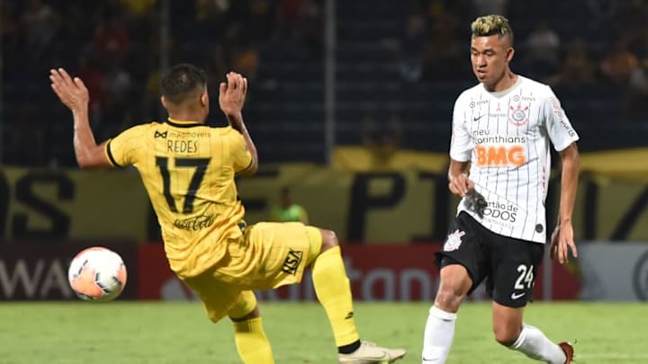 FBL-LIBRTADORES-GUARANI-CORINTHIANS