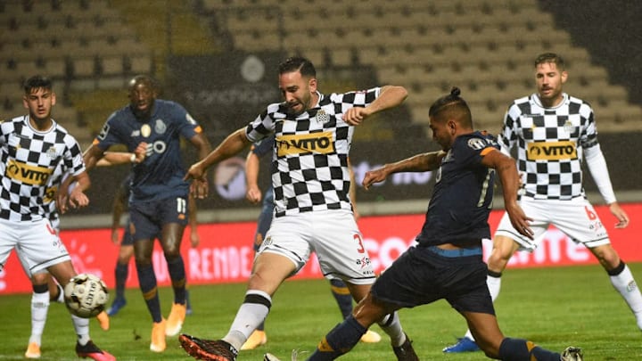 Adil Rami llegó al Boavista en septiembre