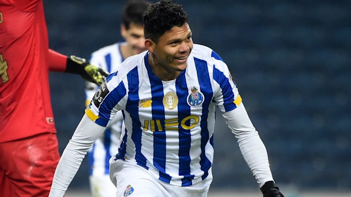 FBL-POR-LIGA-PORTO-MOREIRENSE