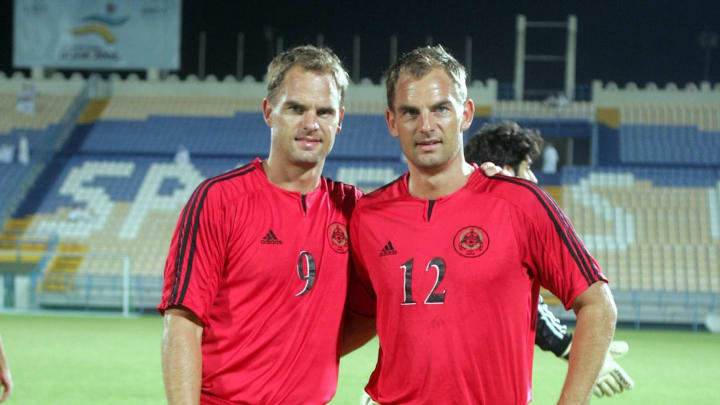Los hermanos De Boer jugaron en el Barcelona