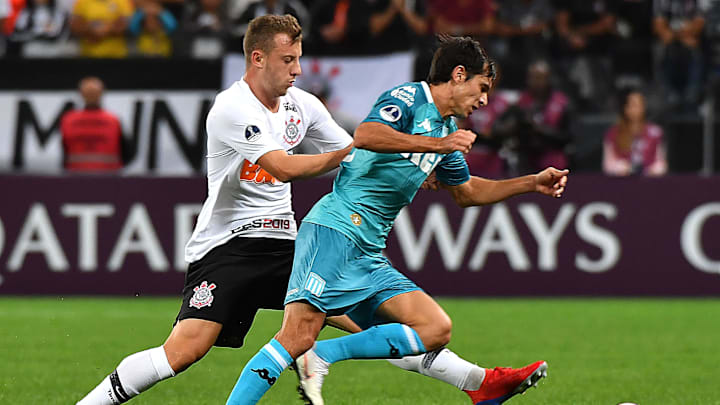 FBL-SUDAMERICANA-CORINTHIANS-RACING