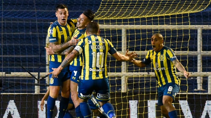 Rosário Central enfrentou o Bragantino pela Sul-Americana Rosário Central enfrentou o Bragantino pela Sul-Americana