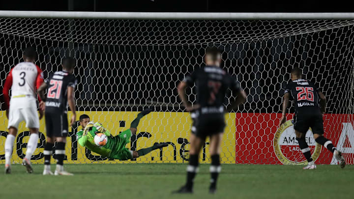 Caracas e Vasco decidem na Venezuela quem vai para as oitavas de final da Conmebol Sul-Americana. Caracas e Vasco decidem na Venezuela quem vai para as oitavas de final da Conmebol Sul-Americana.