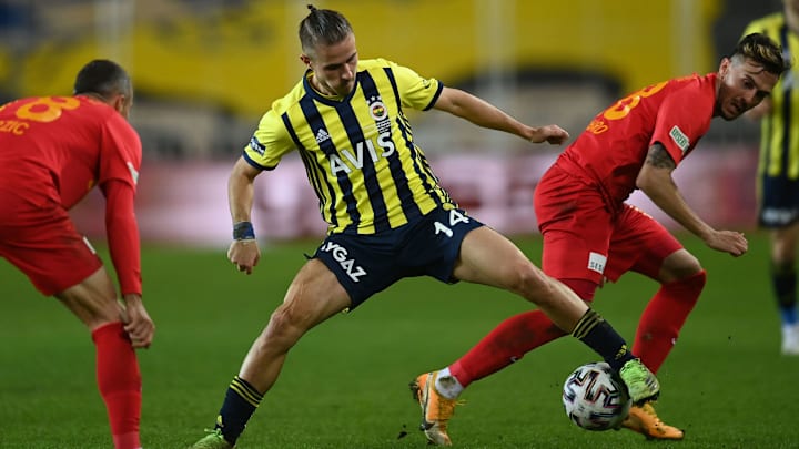 Dimitris Pelkas ikili mücadelede. Dimitris Pelkas ikili mücadelede.