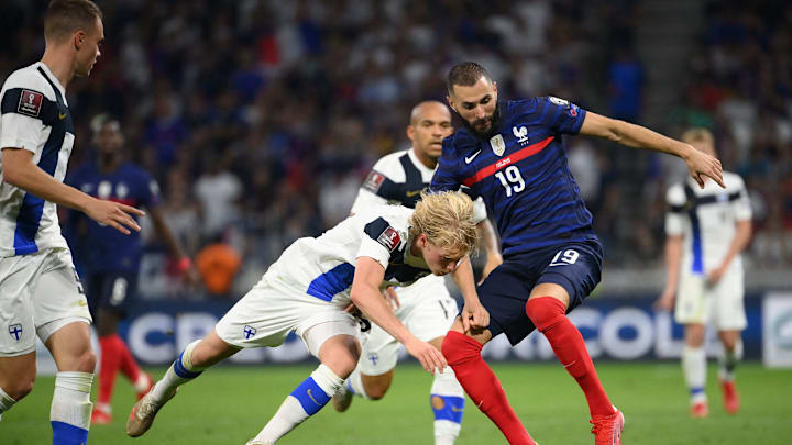 Prancis mengatasi perlawanan Finlandia dengan skor 2-0 Prancis mengatasi perlawanan Finlandia dengan skor 2-0