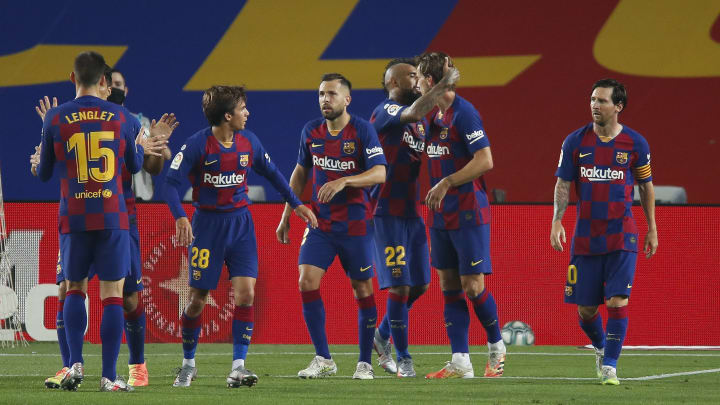 Barcelona celebrate Ivan Rakitic's winner against Athletic Club