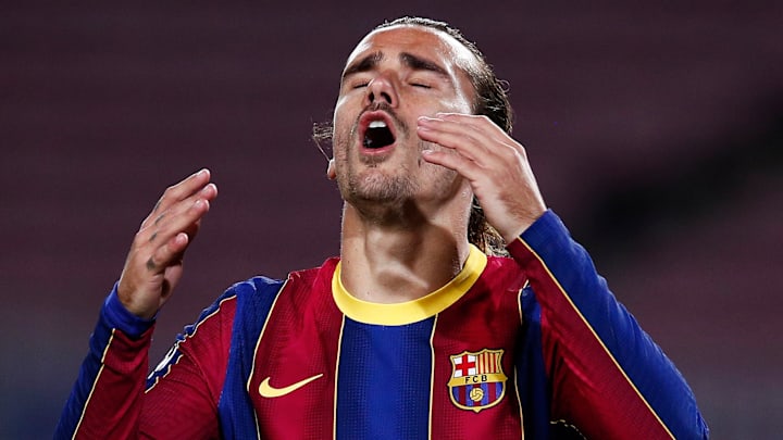 L'échange entre le FC Barcelone et l'Atletico de Madrid tombe à l'eau selon les médias espagnols. L'échange entre le FC Barcelone et l'Atletico de Madrid tombe à l'eau selon les médias espagnols.