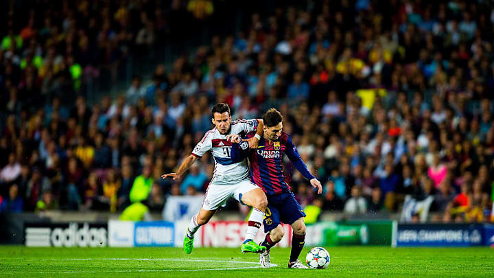 Lionel Messi, Juan Bernat