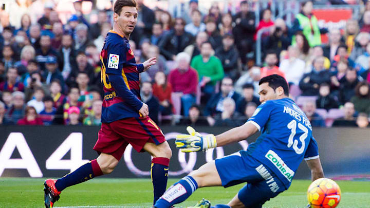 FC Barcelona v Granada CF - La Liga