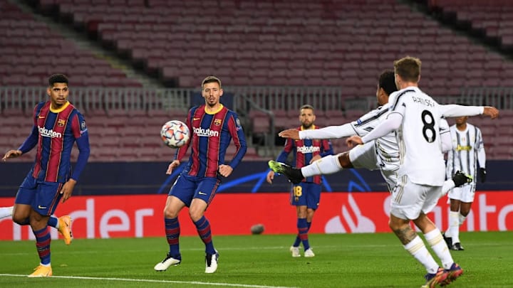 FC Barcelona v Juventus: Group G - UEFA Champions League