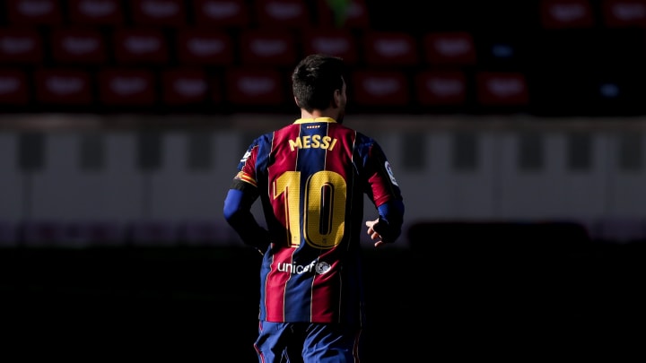 Kevin Prince Boateng verrait bien Lionel Messi signer à Naples pour rendre commas à Maradona.