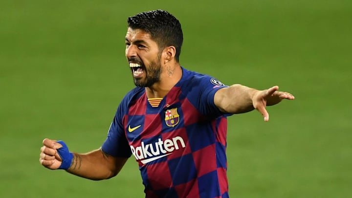 Luis Suarez et le FC Barcelone pourrait voir leur chemin se séparer Luis Suarez et le FC Barcelone pourrait voir leur chemin se séparer