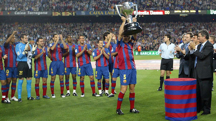 FC Barcelona's captain Carles Puyol (C)
