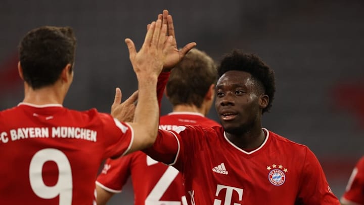 Davies cambió el rumbo del Bayern con su potencial físico
